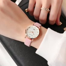 Load image into Gallery viewer, New 2018 Womens Watches Fashion Casual Womens Simple Style Quartz Leather Strap Wristwatch Ulzzang Women Watch
